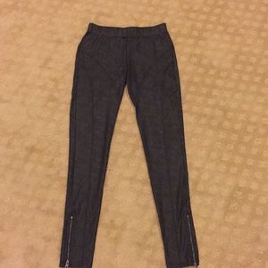 NWOT, Dance & Marvel coated leggings,S